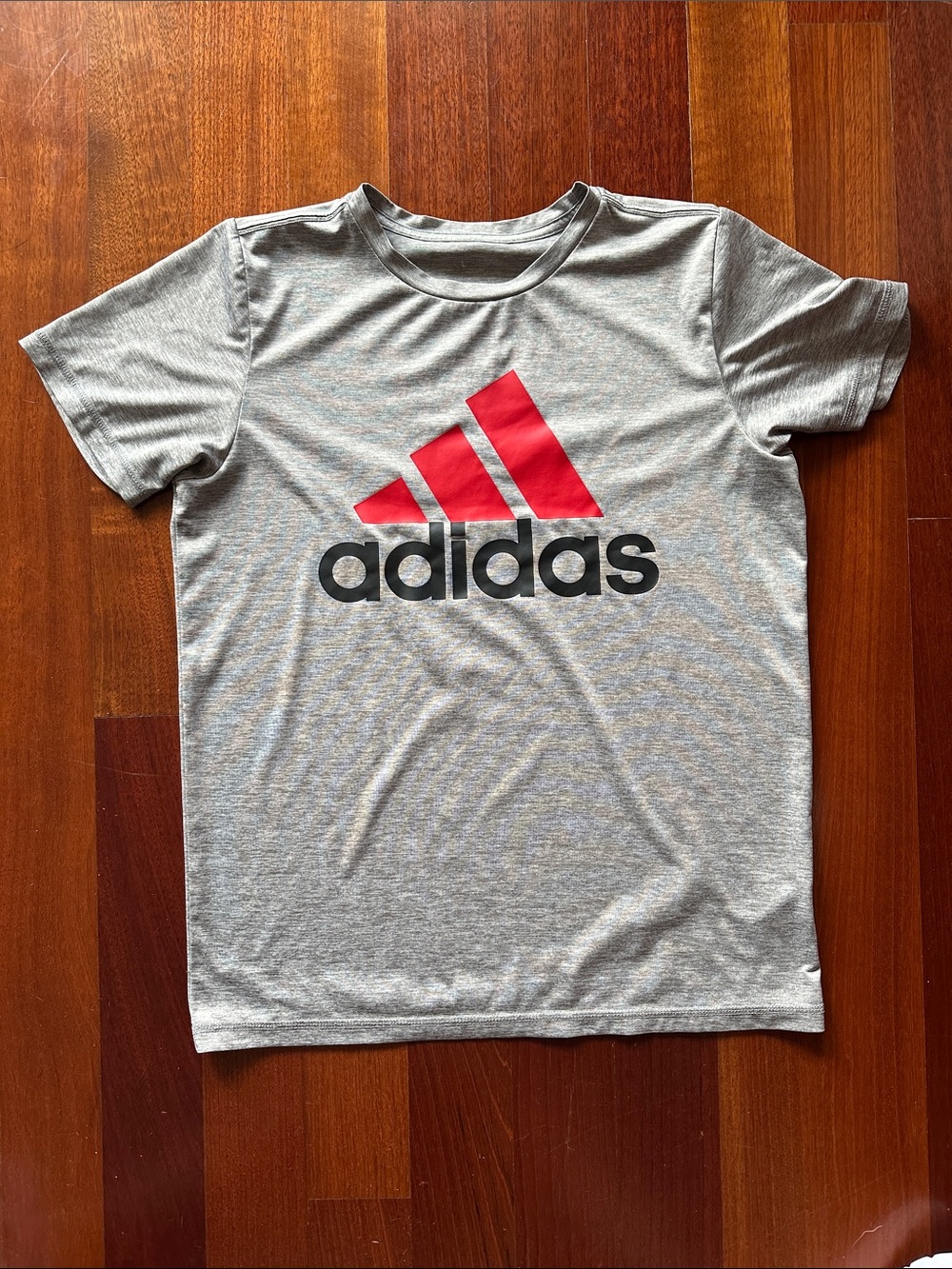 adidas Dri Fit like Gray Tee with Red Logo sz L